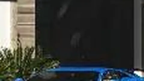 C罗受邀白宫晚宴，特朗普总统热情接待，与各界名流合影留念